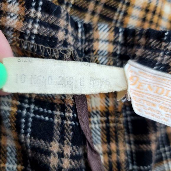 Vintage 70s Pendleton S Yellow Black Plaid Pleated Wool Aline Skirt Hi Waisted‎ - Picture 7 of 7
